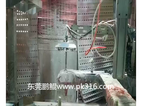 筆記本自動噴漆機